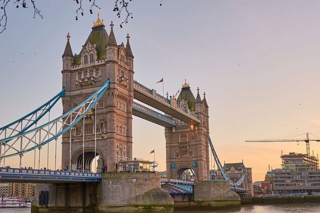 Final clearance for £600m London twin towers