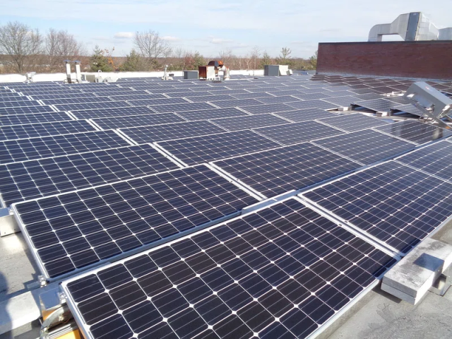 £120,000 Penalty for Solar Panel Installer After Worker Falls from Roof