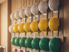 UK construction employment falls to lowest level in 24 years