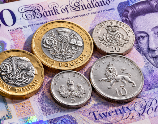 Taylor Wimpey Plans Bonus Cuts for 50 Workers, Union Says