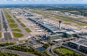 Heathrow Highlights 17,500 Construction Jobs as Runway Doubts Grow